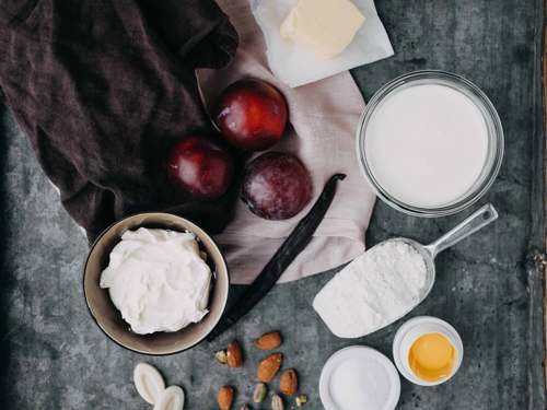 Ingredienser til blommetaerte