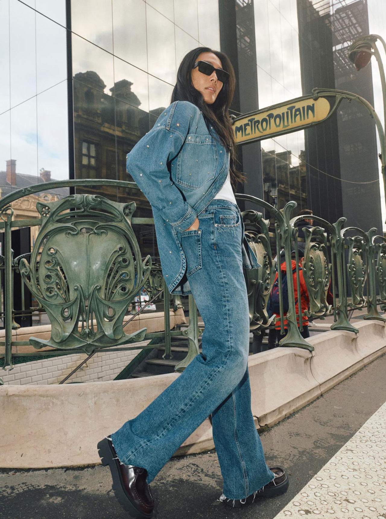 168310 180 Mmelaine Seamless Silk Tank Top Ecru 170200 493 Mmemme Marine Shirt Mid Blue 170010 493 Mmrelee Chrome Jeans Mid Blue